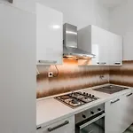 Prkacin شقة